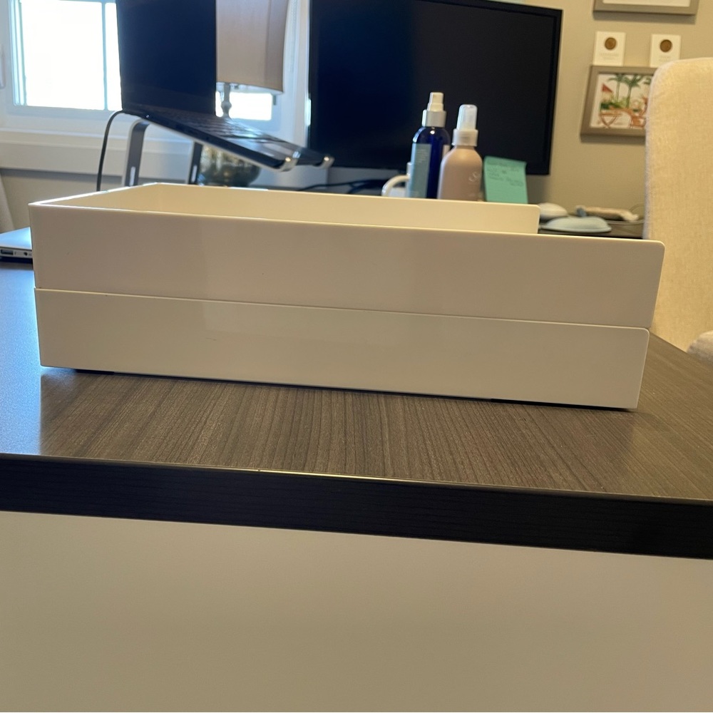 Poppin Letter Tray